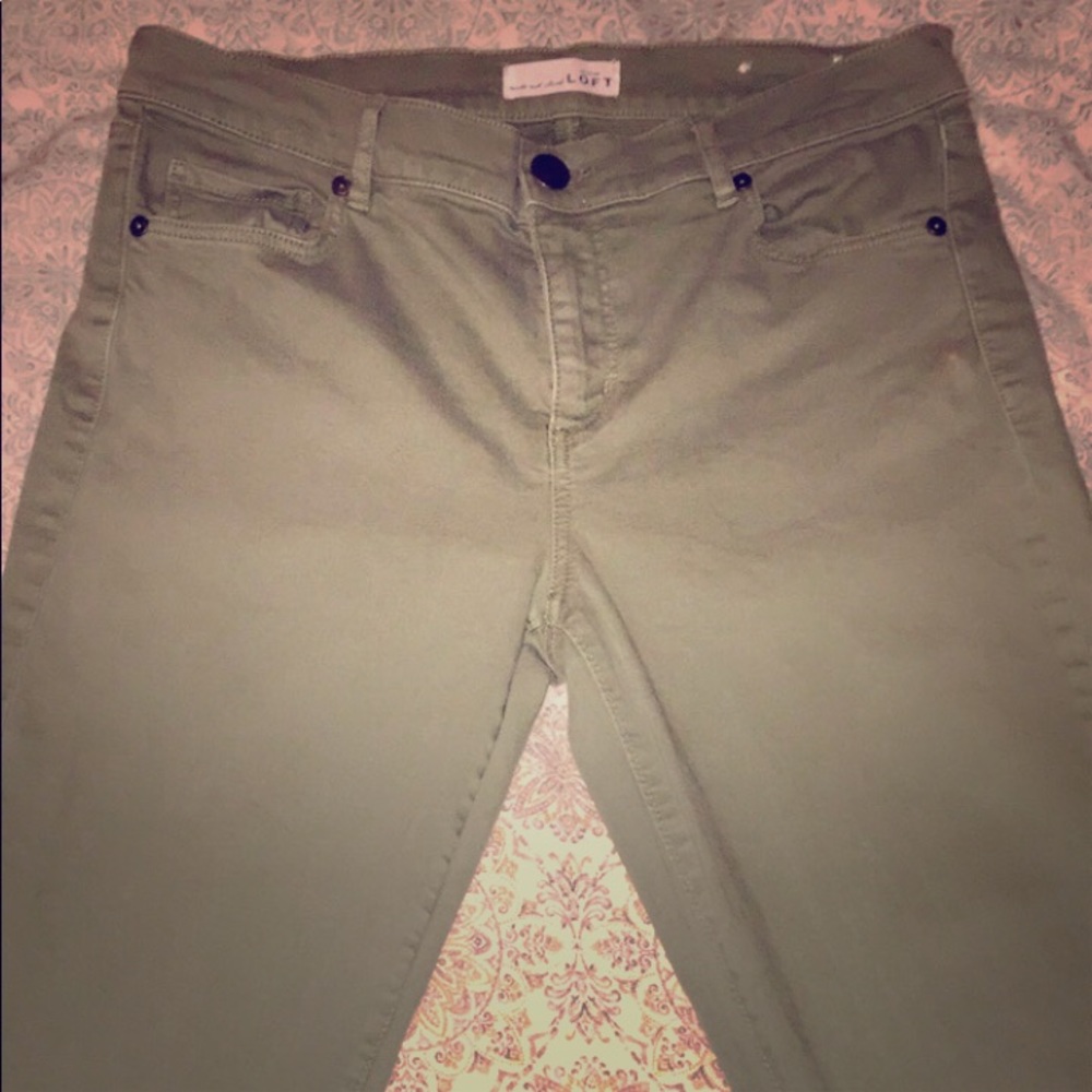 Ann Taylor LOFT skinny crop jeans